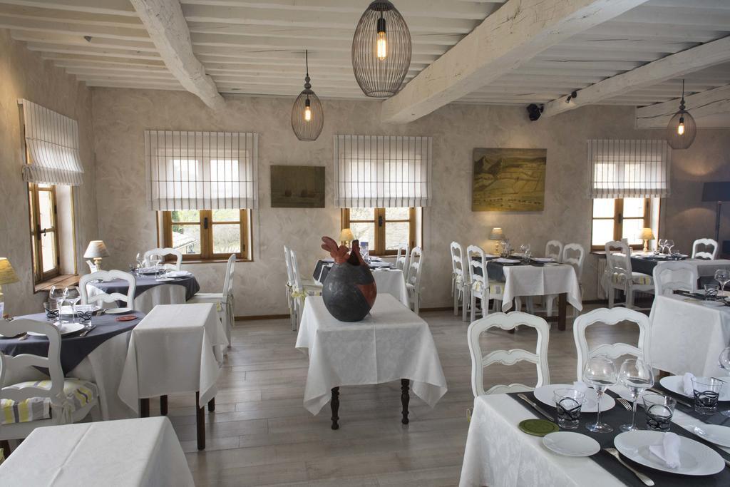 Logis Hotel Les Hospitaliers Le Poet-Laval Exterior photo